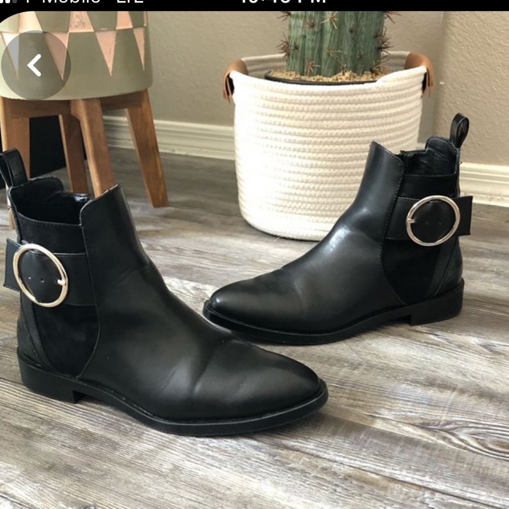 Zara Trafaluc women’s Black boots size 37